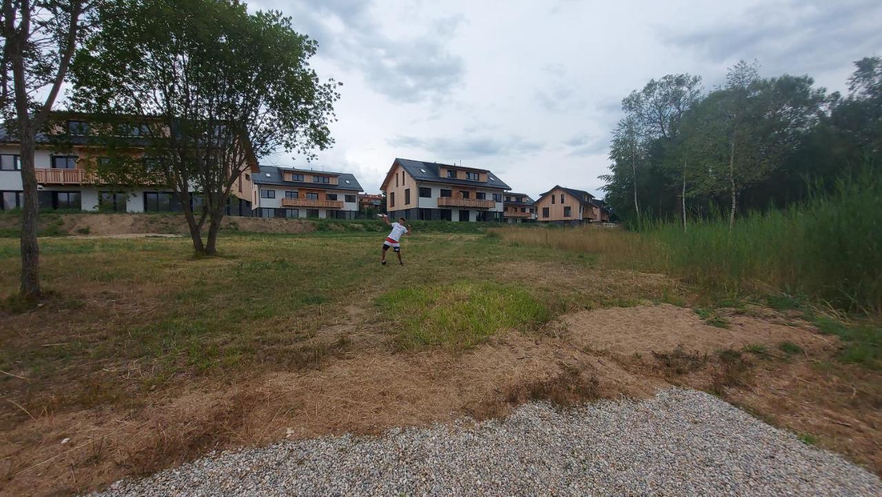 Lipno Apartments Bergmax, Ski Areal Lipno 16Min Dojezd - Resort Male Lipno S Terasou A Zahradkou, Parking Free Černá v Pošumaví Dış mekan fotoğraf