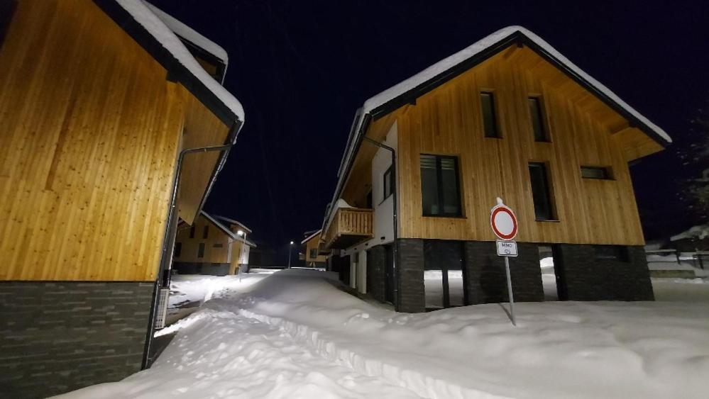 Lipno Apartments Bergmax, Ski Areal Lipno 16Min Dojezd - Resort Male Lipno S Terasou A Zahradkou, Parking Free Černá v Pošumaví Dış mekan fotoğraf