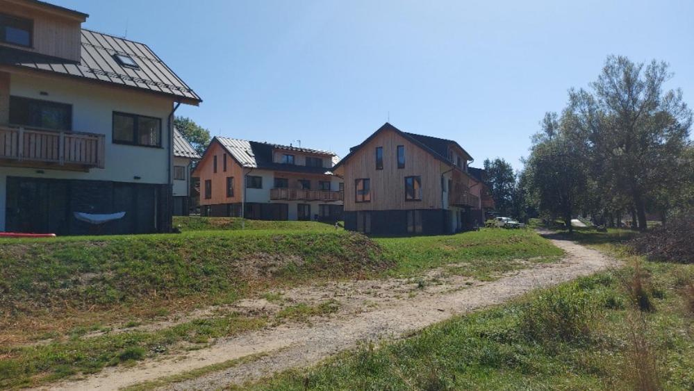 Lipno Apartments Bergmax, Ski Areal Lipno 16Min Dojezd - Resort Male Lipno S Terasou A Zahradkou, Parking Free Černá v Pošumaví Dış mekan fotoğraf